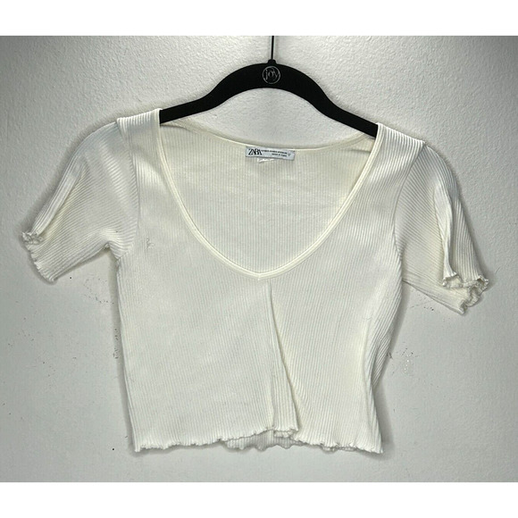 Zara Cream Ribbed Scoop Neck Top Short Sleeve Lettuce Hem Sleeves & Bottom XS - Picture 1 of 6